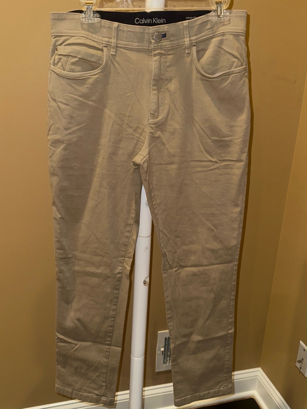Calvin Klein Men's Tan Slim Stretch Chinos